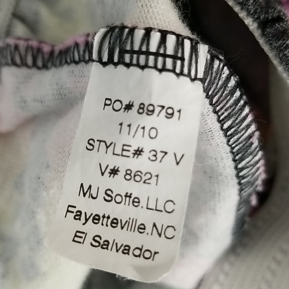 SOFFE Rainbow Snakeskin Soft Shorts Small - Picture 8 of 9